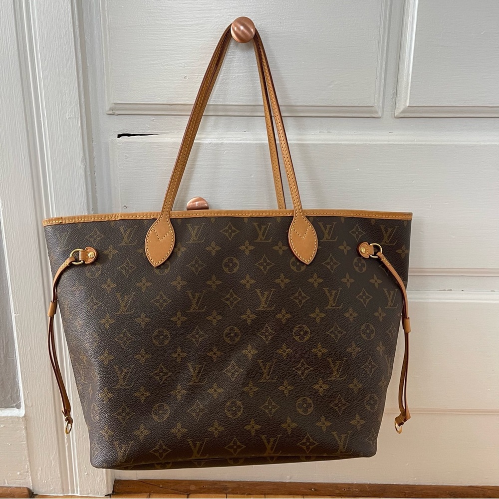 Louis Vuitton Monogram Canvas Neverfull Tote in Brown and Tan - Picture 2 of 14